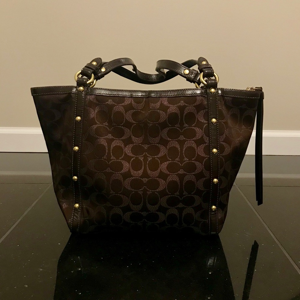 Coach Chocolate Tote 👜 Purse **HOLD**